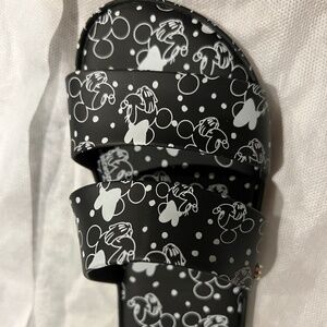 Size 1. NEW MINI MELISSA • SLIDES. Disney Minnie and Mickey Mouse